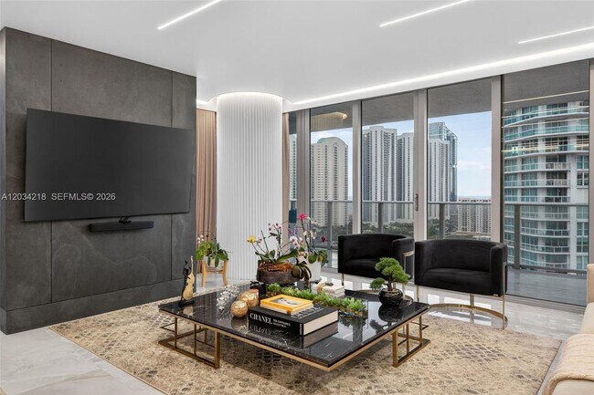 Building Photo - 300 Sunny Isles Blvd