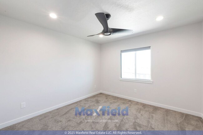 Building Photo - Modern EV Friendly Upgraded 5 BD 4 BA 3 GA...