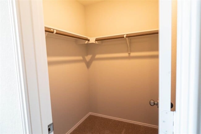 Building Photo - 12509 Brahmin Dr