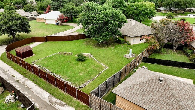 Building Photo - 6809 Fawn Valley Pl