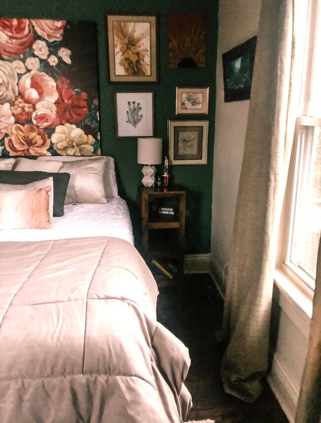 Bedroom 2 - 2113 Toledano St