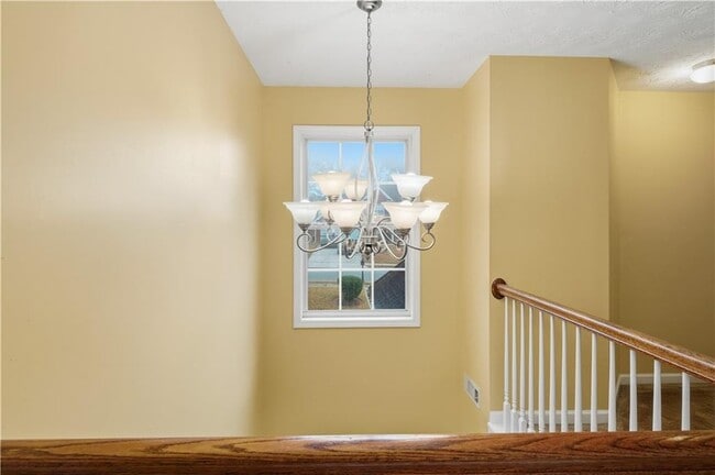 Building Photo - 796 Rock Ln