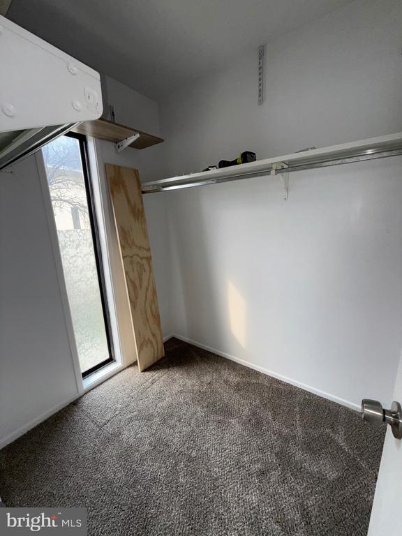 Building Photo - 10059 Ridgeline Dr