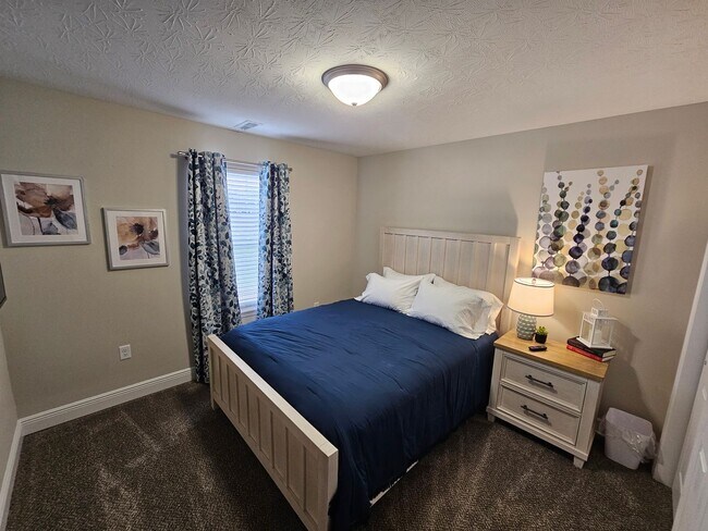 Building Photo - Cute New Construction Wilmington Ranch