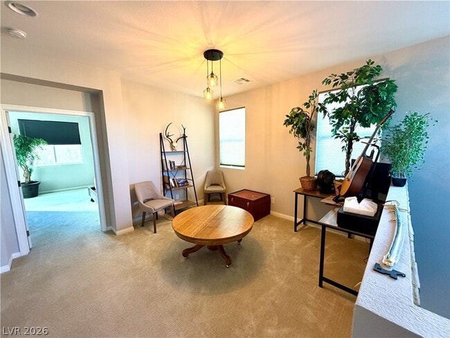 Building Photo - 8067 Tank Loop St