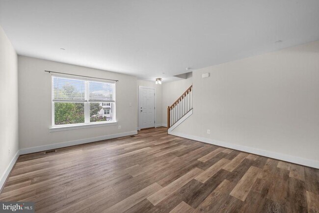 Building Photo - 5707 Lowell St
