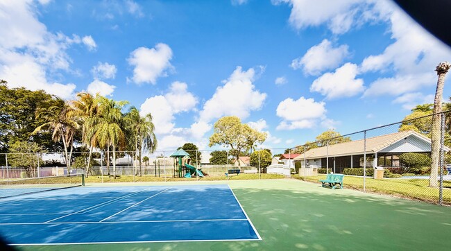 Building Photo - 9856 Watermill Cir