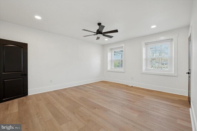 Building Photo - 503 N Bethlehem Pike