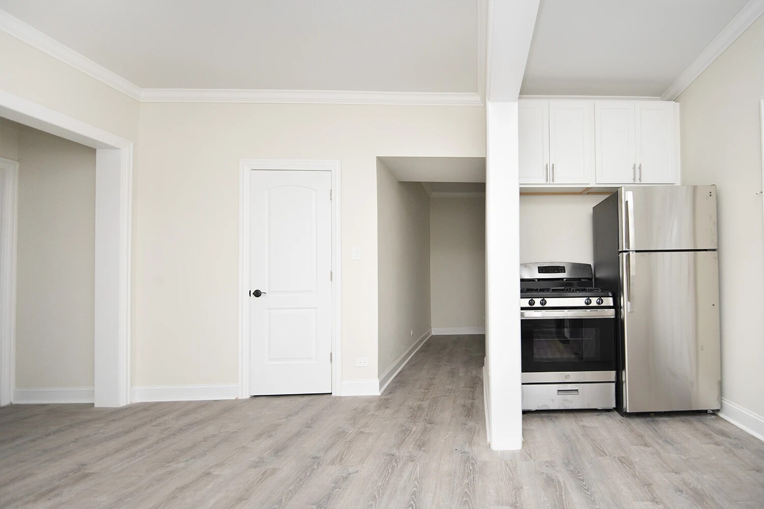 Building Photo - 329 Kedzie St