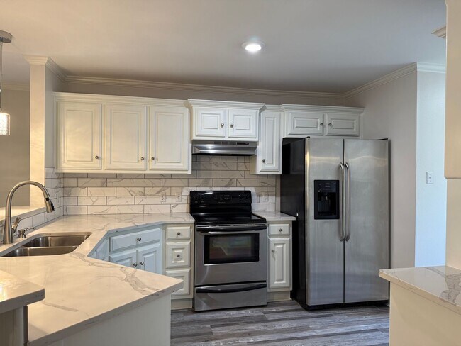 Building Photo - 6309 Countryside Dr