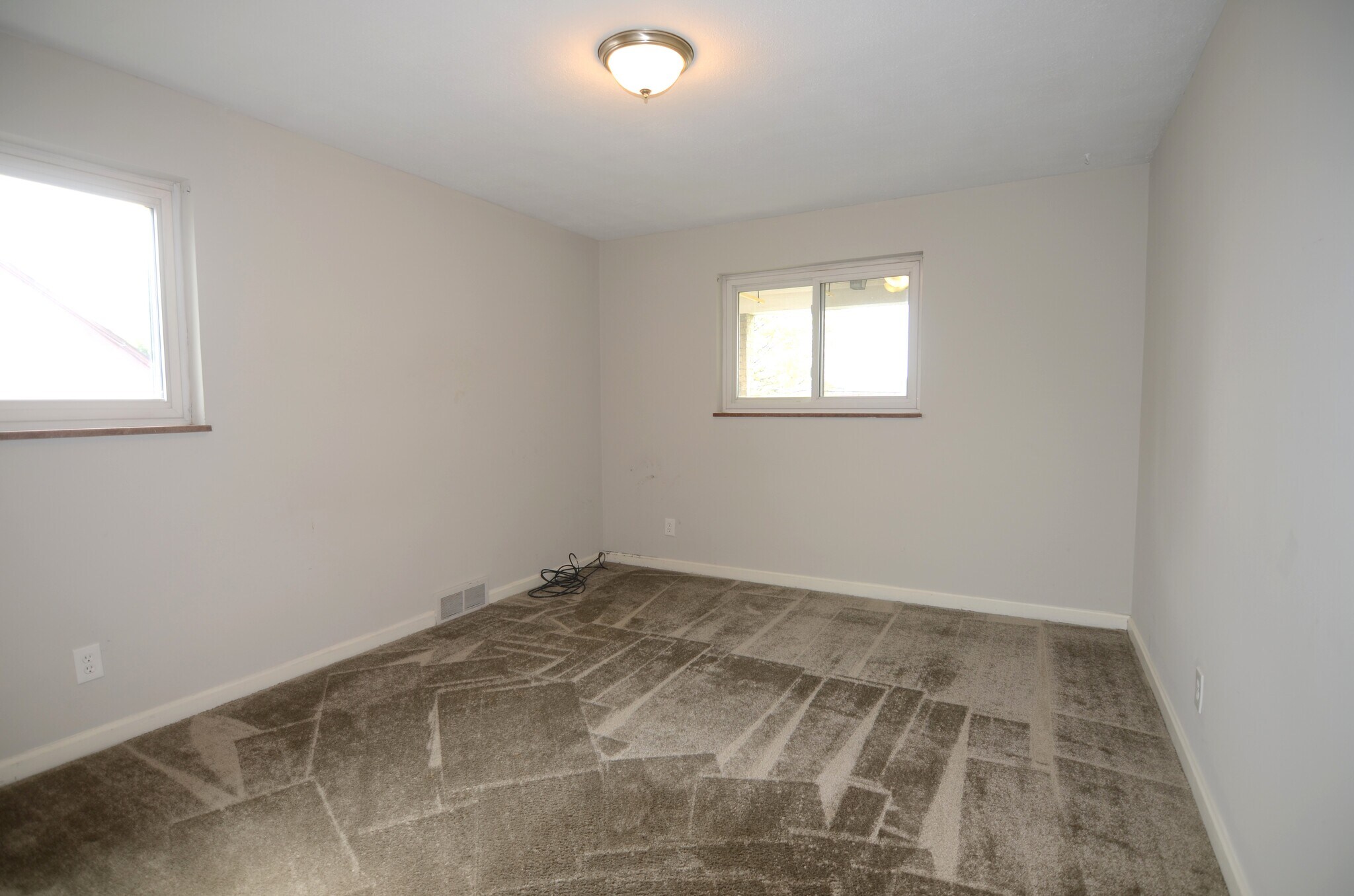 Building Photo - 3982 Longford Dr