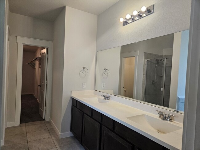 Building Photo - 2833 Bretton Woods Dr