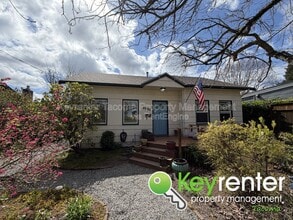 Building Photo - 4902 N 16th St