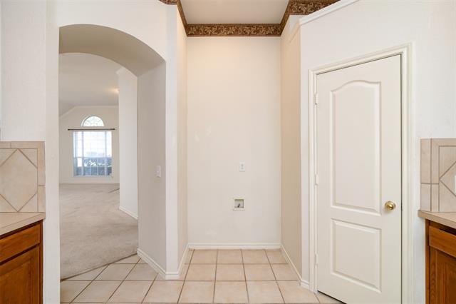 Building Photo - 1621 Oak Brook Ln