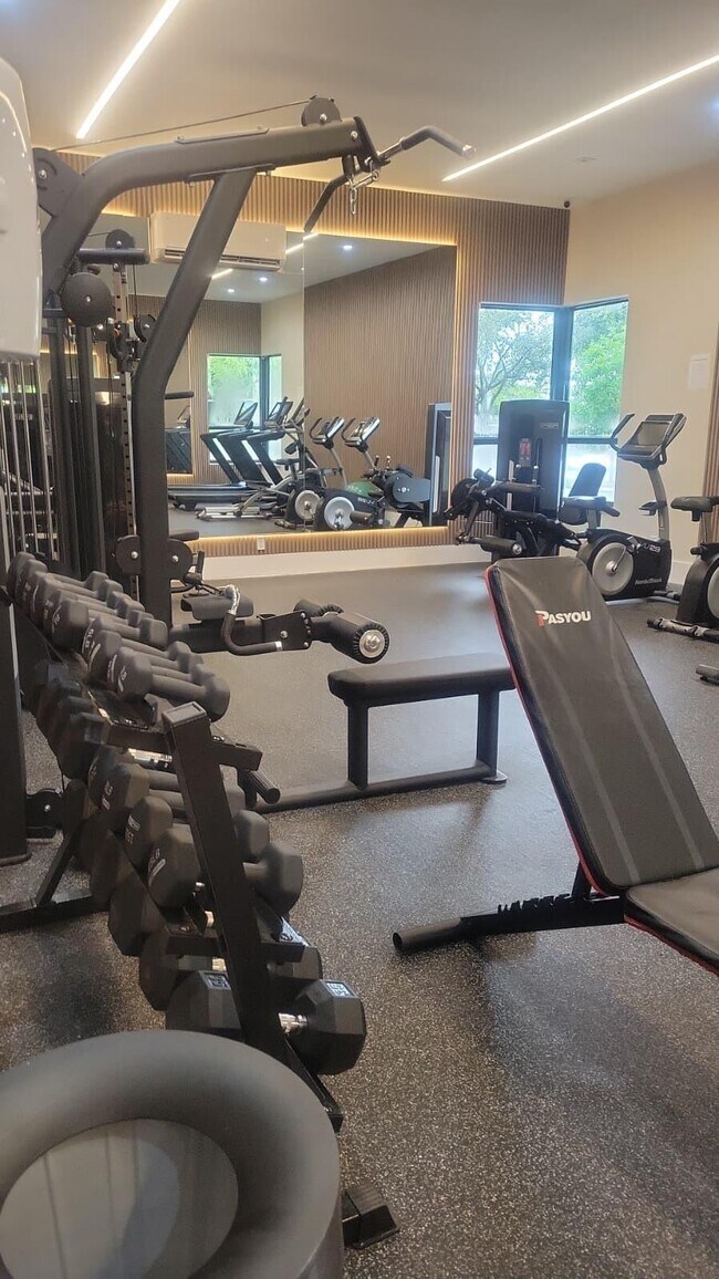 Building Photo - 1248 S Military Trail