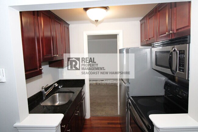 Building Photo - 141 Cricket Brook