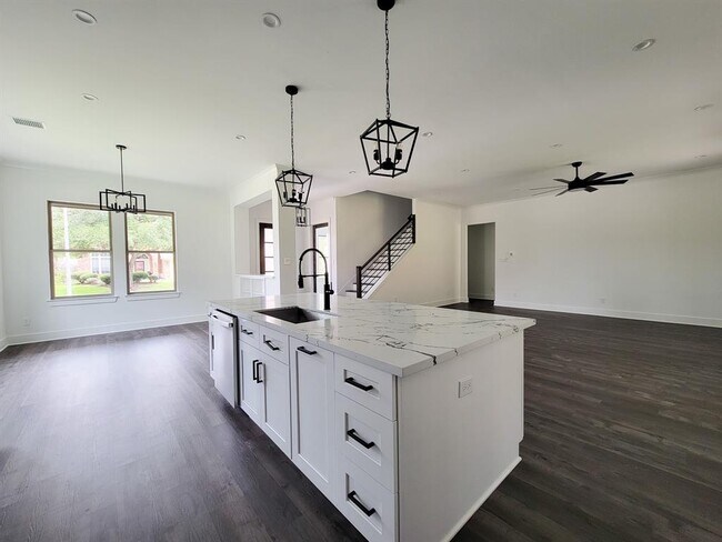 Building Photo - 18219 Polo Meadow Dr