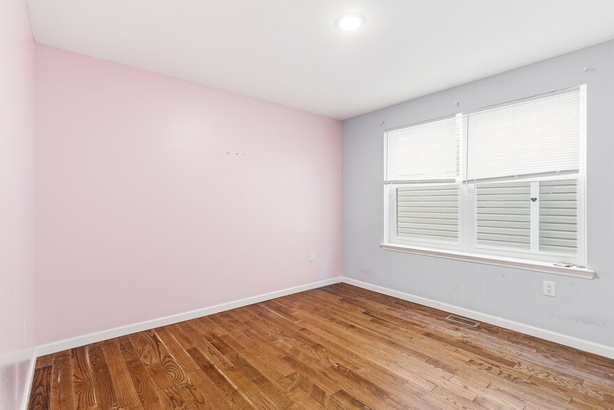 Building Photo - 168 Johnson Ave