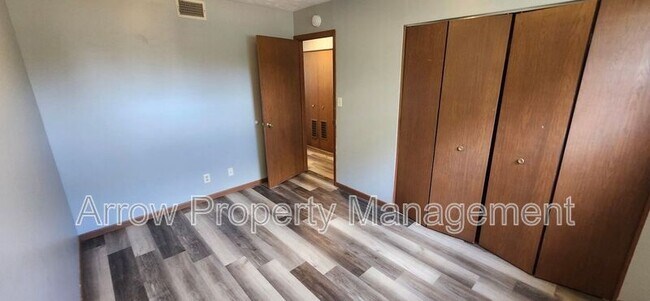 Building Photo - 828 E Street-105
