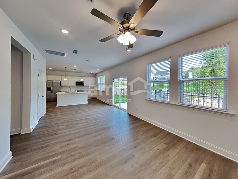 Building Photo - 232 Argea Dr