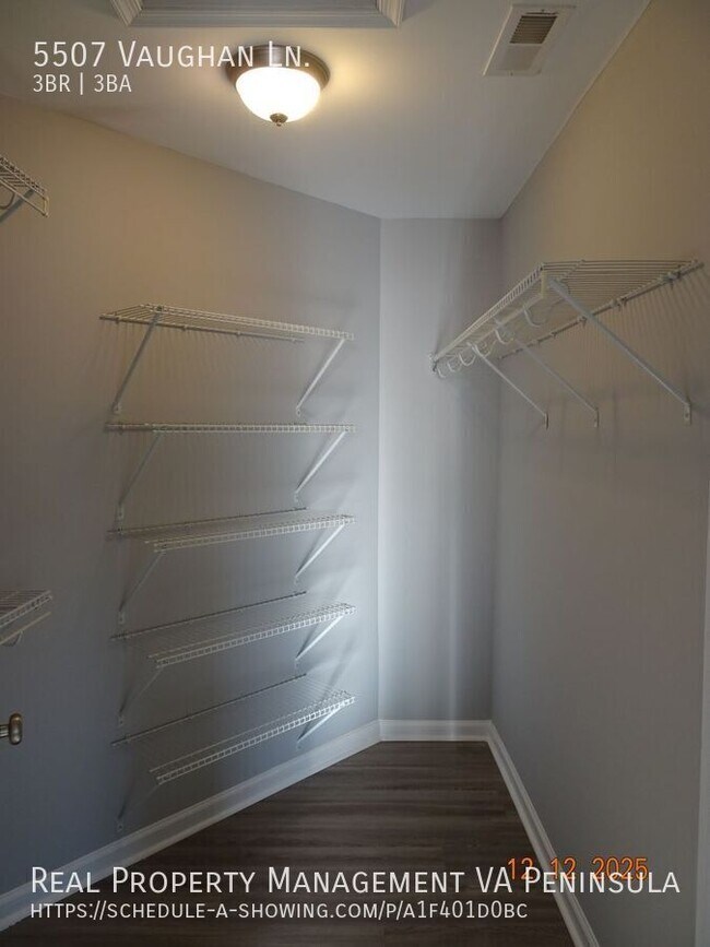 Building Photo - 5507 Vaughan Ln