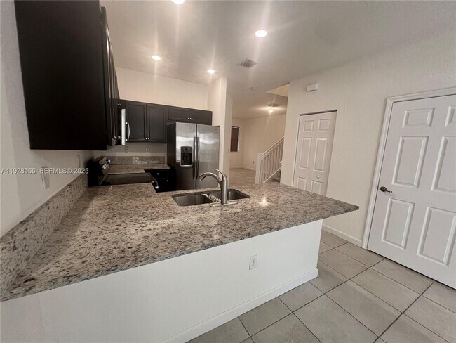 Building Photo - 15001 SW 119th Ln