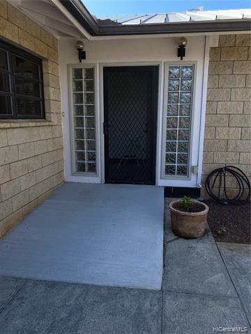 Building Photo - 1580 Ala Hahanui St