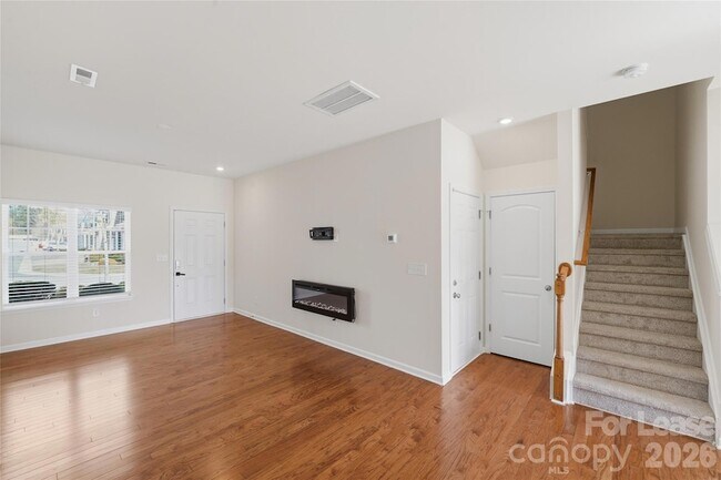 Building Photo - 15217 Wrights Crossing Dr