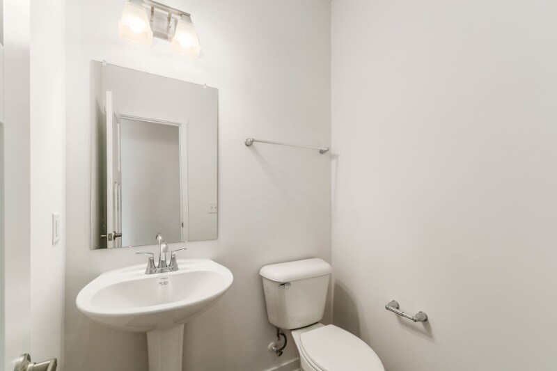 Building Photo - 2719 McHenry Dr