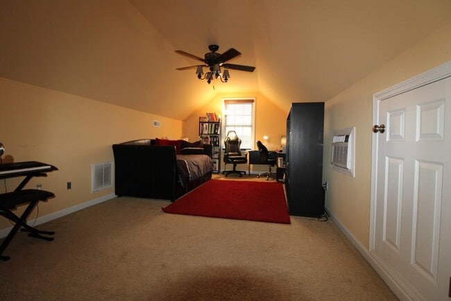 Building Photo - 2158 Balclutha Ln