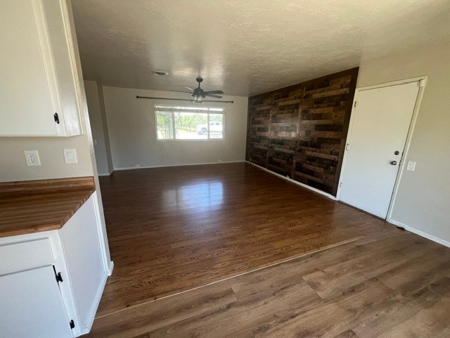Building Photo - 1414 Lewis Oak Rd