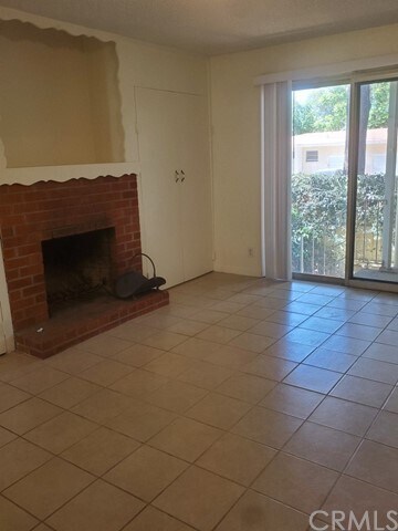 Building Photo - 3891 Locust St