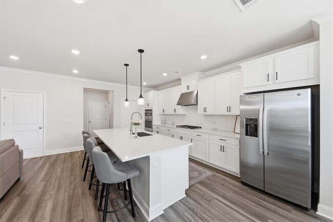 Building Photo - 3939 Alderstone Dr