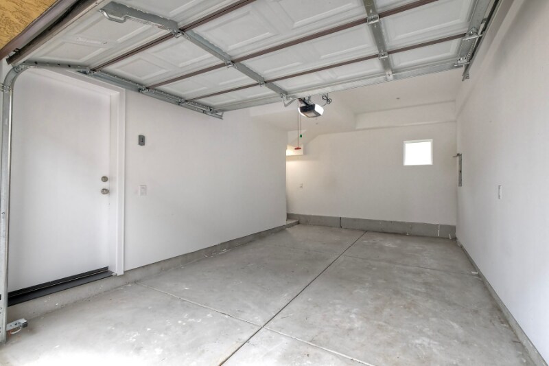 Building Photo - 188 Gosnell Way