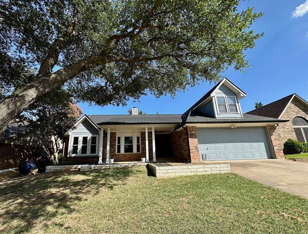 Primary Photo - 3411 Bellview Dr