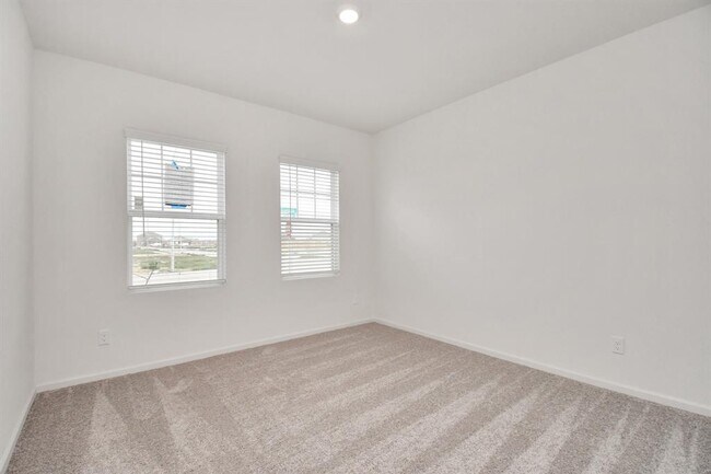 Building Photo - 5903 Grantgrala Dr