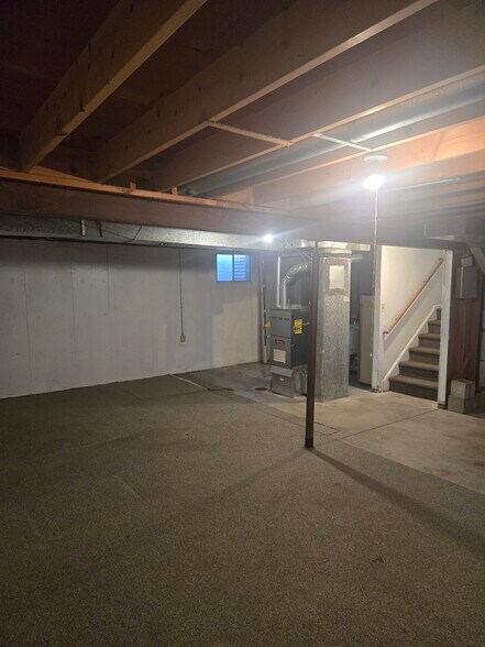 Building Photo - 6482 E Dickenson Pl