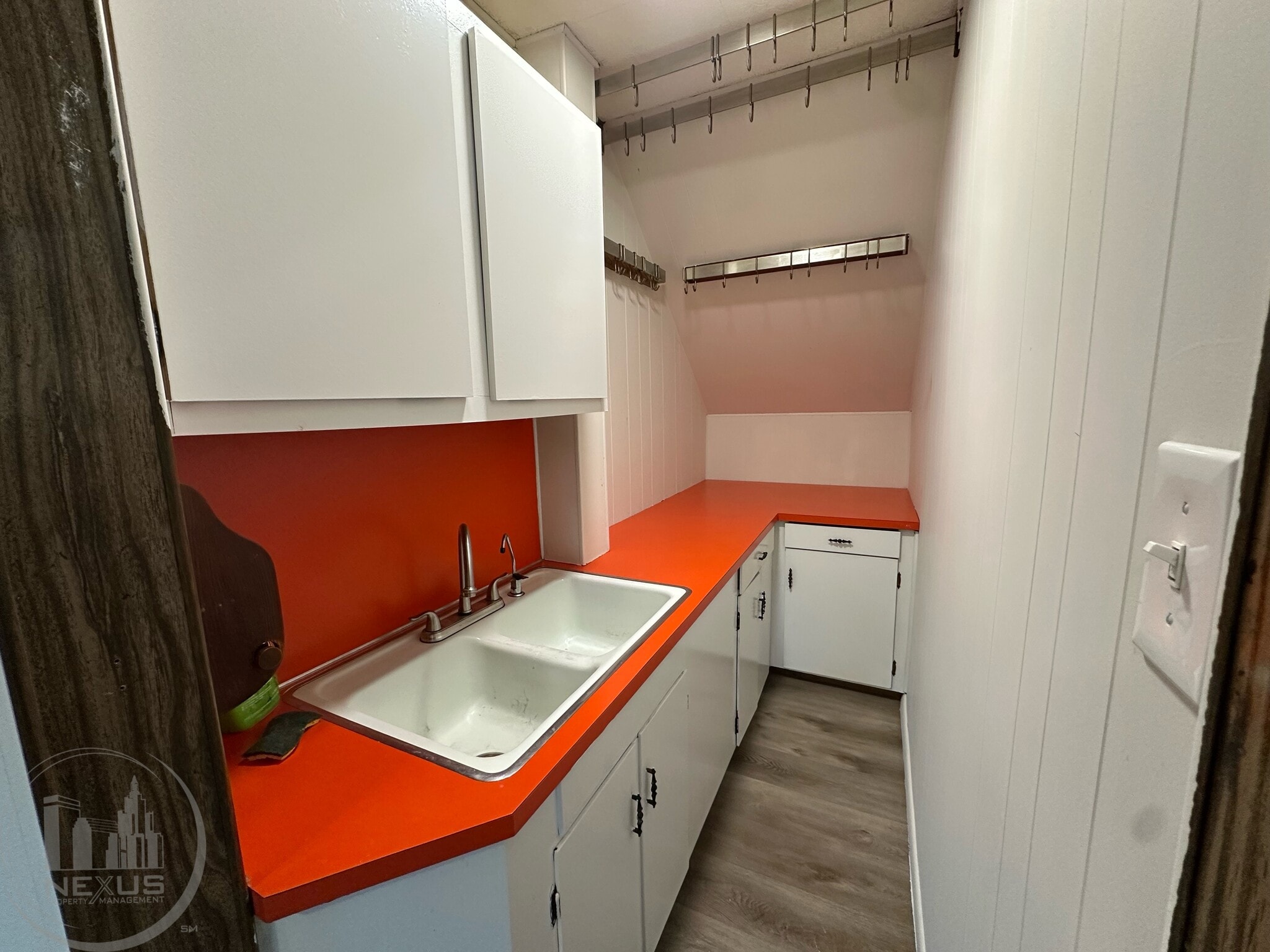 Building Photo - 73 Esther St