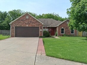 Building Photo - 11711 E Creek Ln