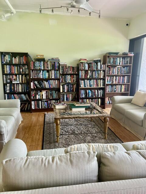 Building Photo - 5200 N Flagler Dr