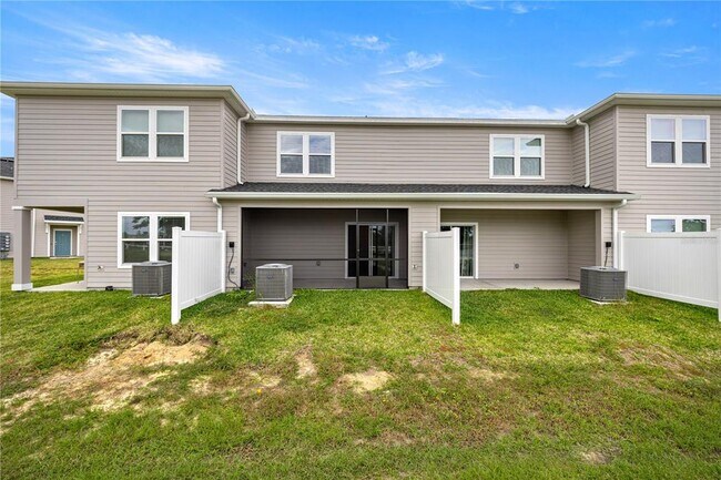 Building Photo - 4903 SW 81st Lp