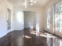 Building Photo - 1533 Heights Blvd