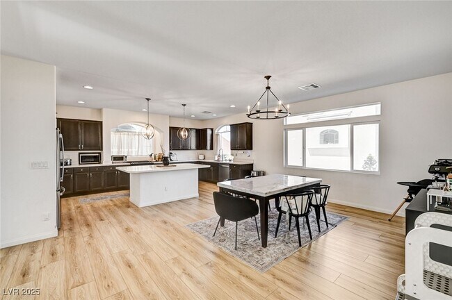 Building Photo - 6328 Rock Strm Ln