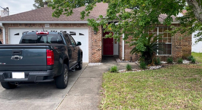 Primary Photo - 509 Rush Park Cir