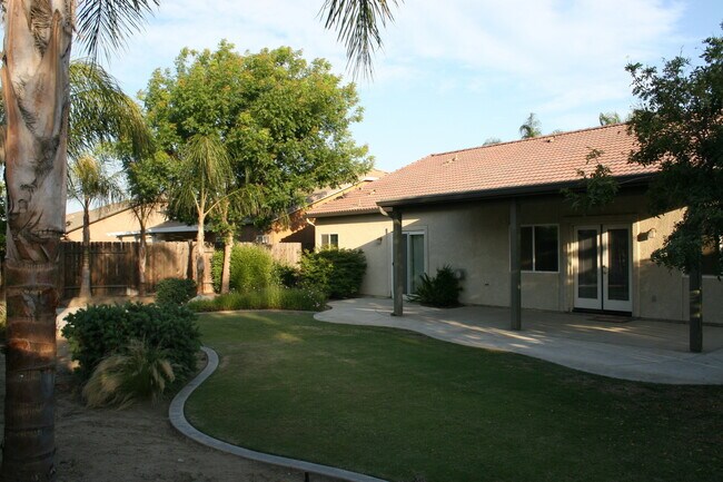 Building Photo - 12606 Willowdale Dr