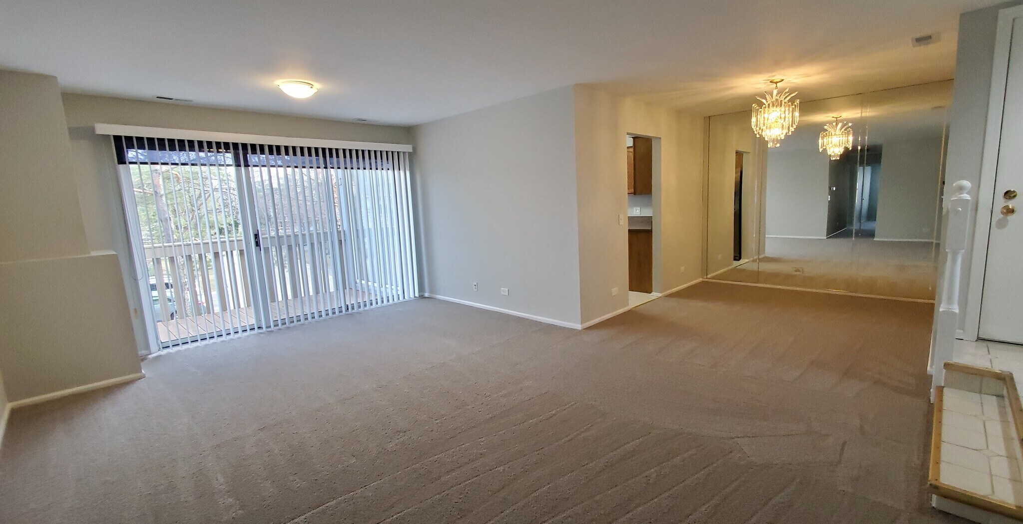 Building Photo - 1406 Clairmont Ct