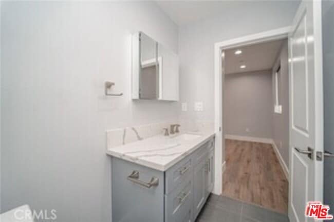 Building Photo - 1870 W 20th St