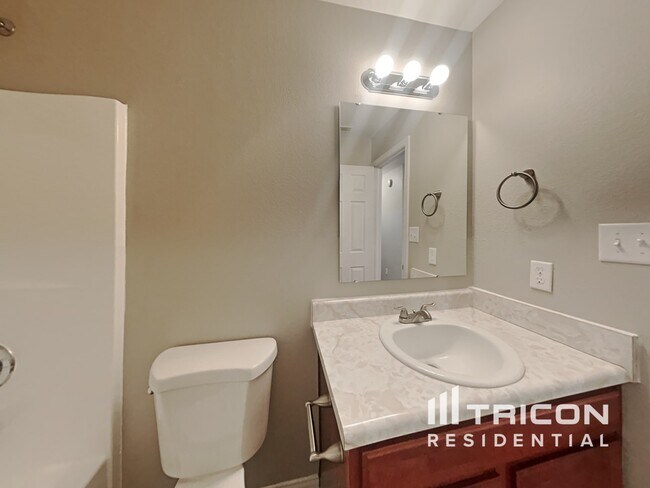Building Photo - 13600 Ayrshire Cir