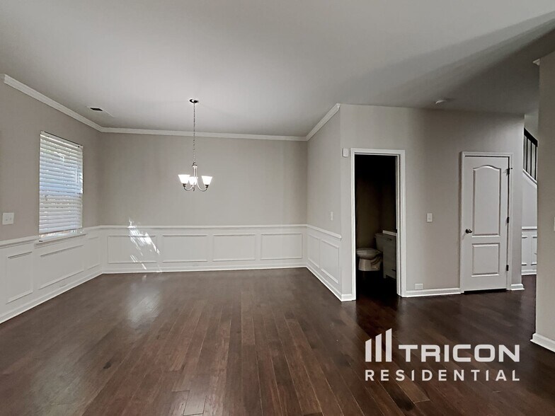 Building Photo - 119 Kasey Dr