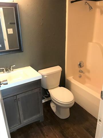 Building Photo - 4003 William St